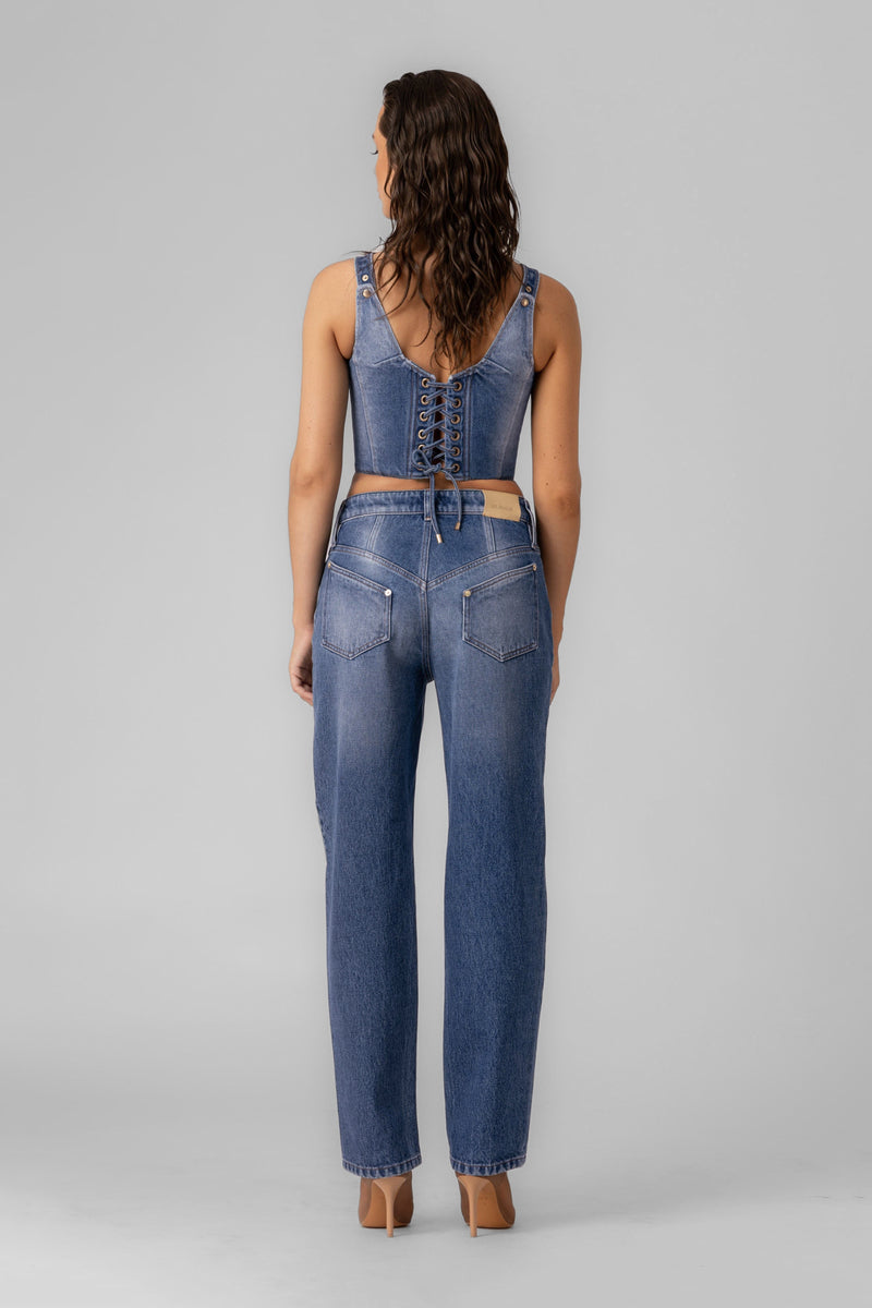 Outline Jeans