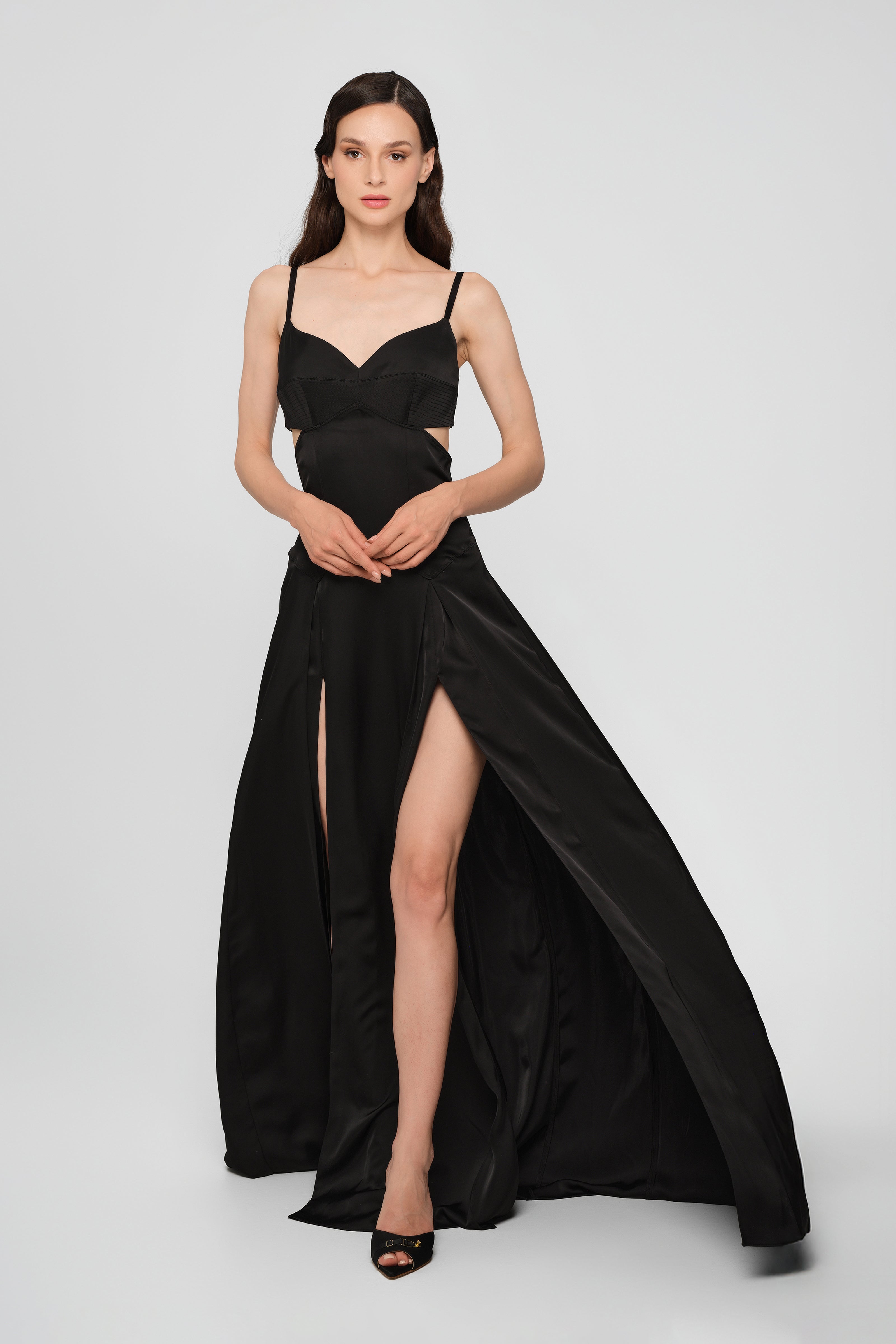 Rochie neagra lunga din satin Escapade
